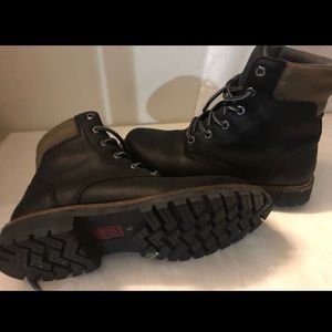 Slightly used winter boots